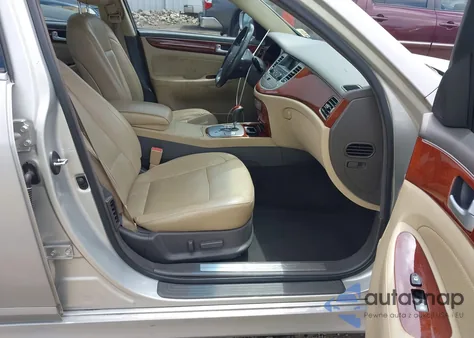 2012 Hyundai Genesis 3.8 from USA, damaged, VIN KMHGC4DD8CU177060